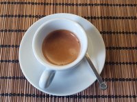 Kapucziner Kávémanufaktúra Modica Blend szemeskávé teszt krém